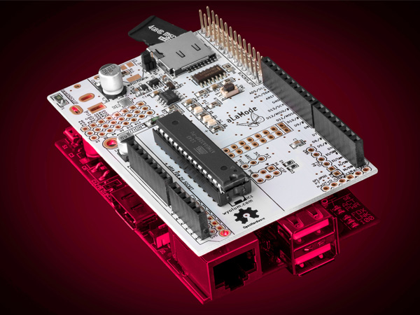 Alamode - Arduino Compatible Raspberry Pi Plate