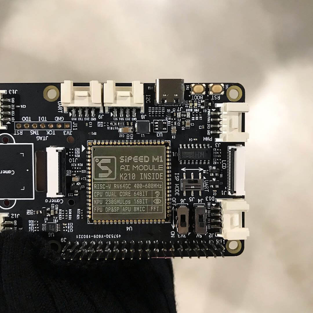 Plug and Play for AI Edge Computing with Raspberry Pi - Latest News ...