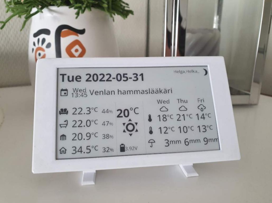 Home Assistant desk display