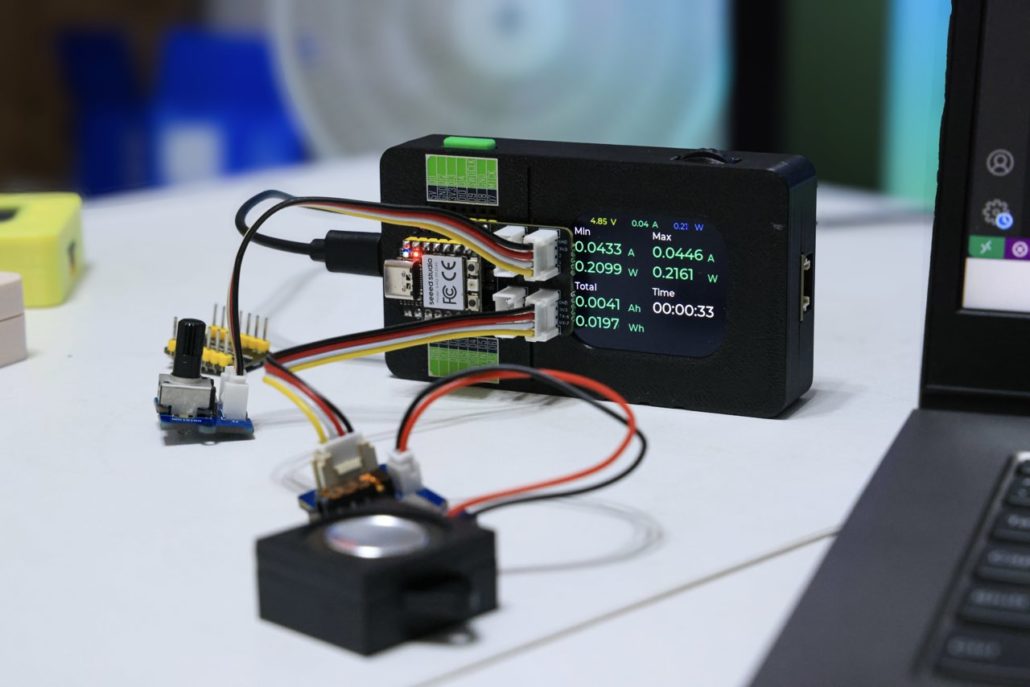 XIAO Debug Mate as Power Profiler