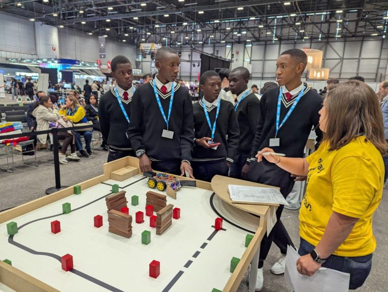 photo_5_2025-12-05_18-13-20