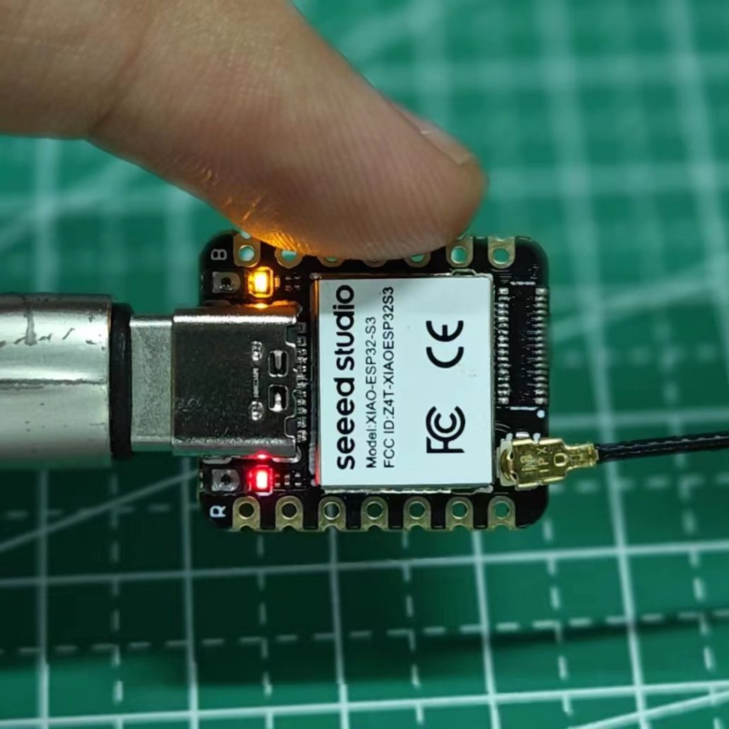 XIAO ESP32 S3