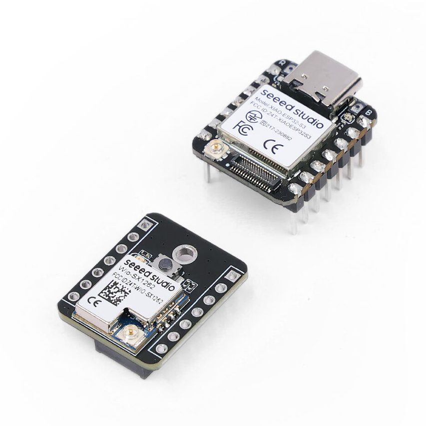 XIAO ESP32S3 & Wio-SX1262 Kit for LoRa no case version