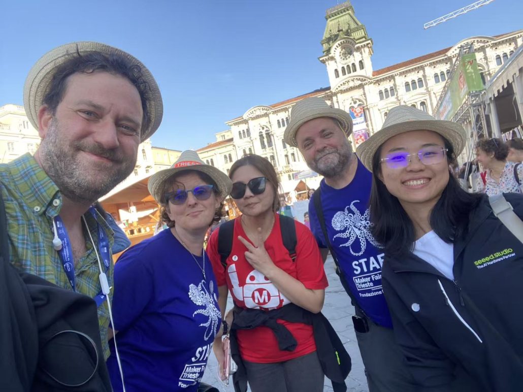 From left to right: Davide Gomba, Gaia Gior, Yu Ye, Carlo Fonda and Ray Huang. Carlo and Gaia organize Maker Faire Trieste since 2014 
