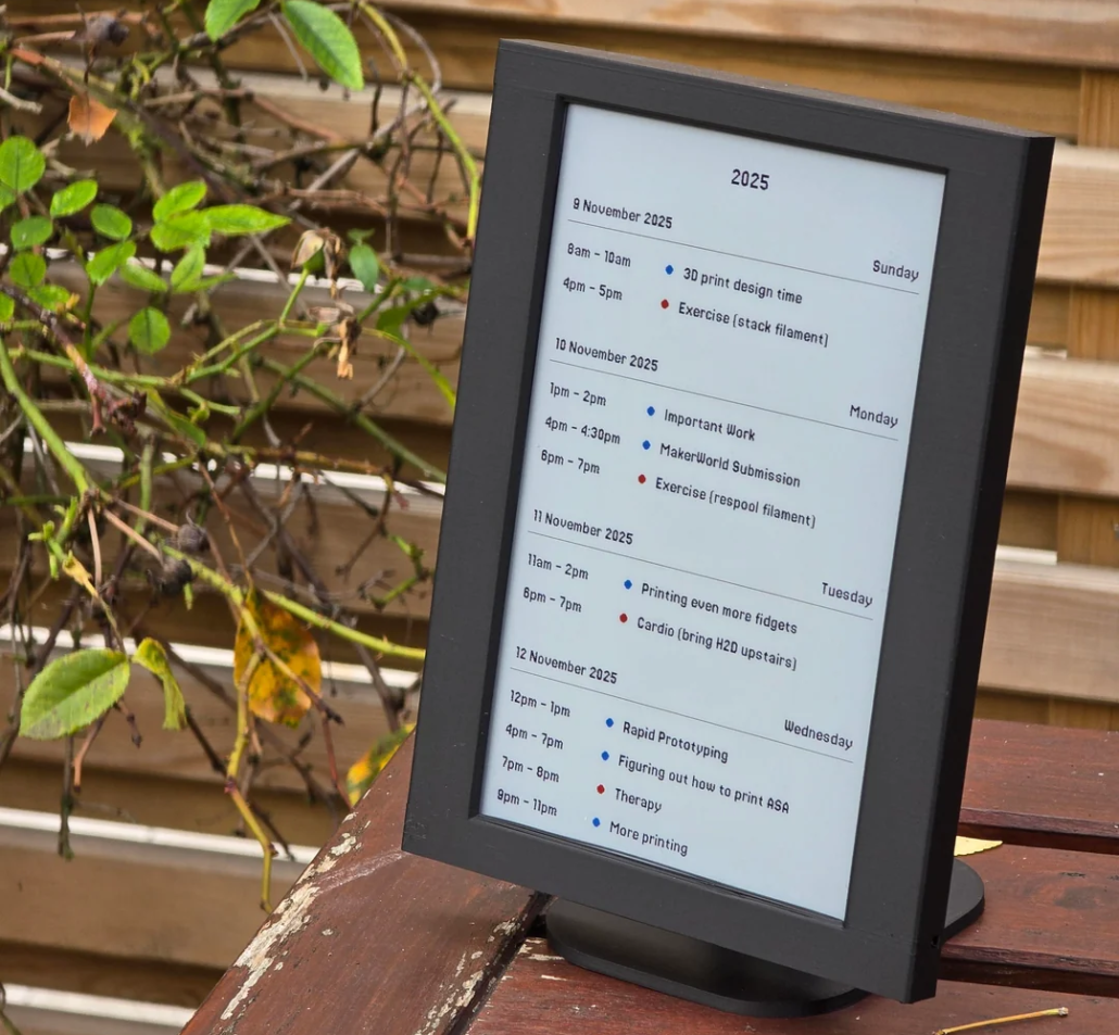 Daily agenda e-ink calendar synced with Google Calendar